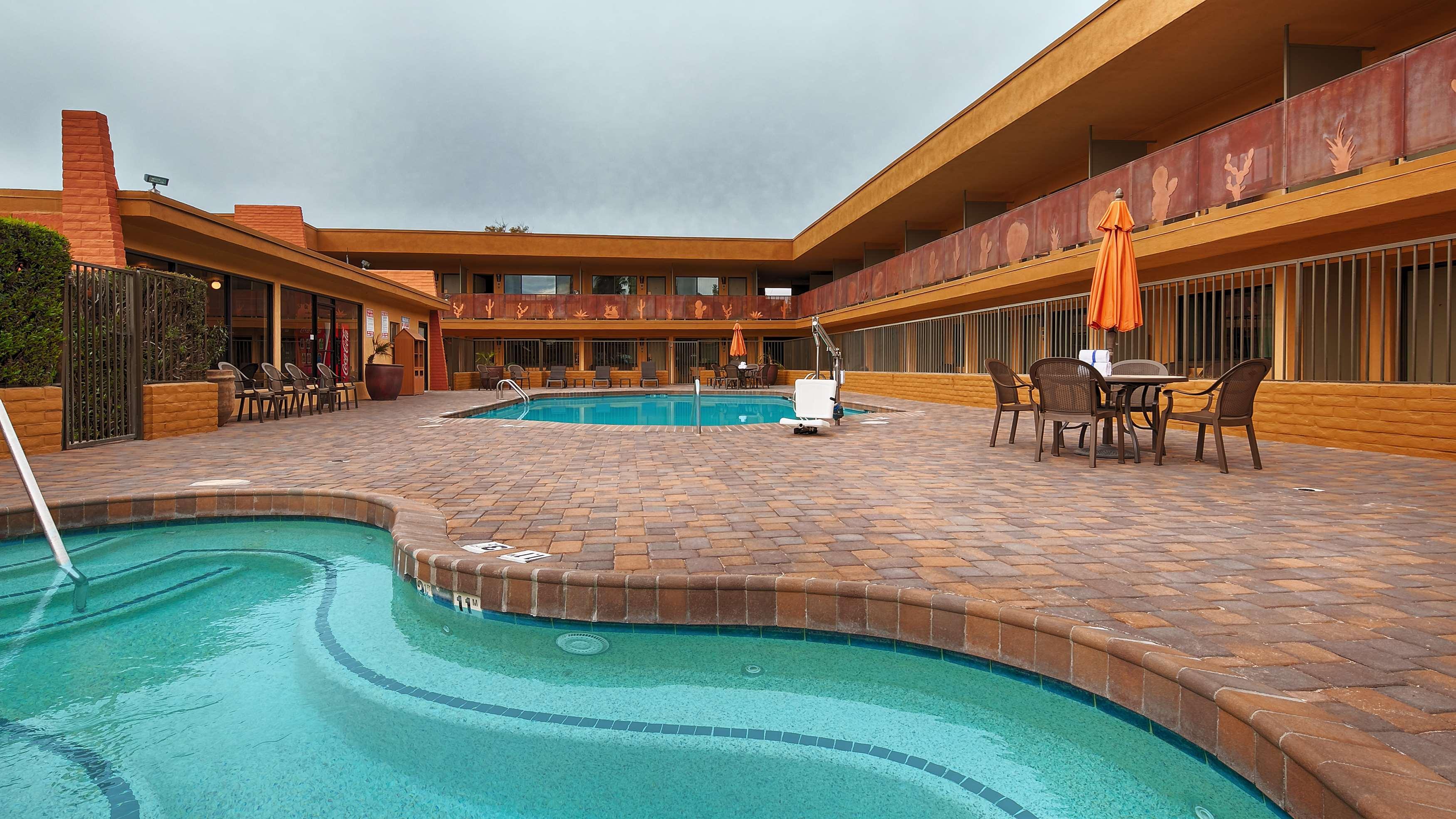 Best Western Royal Sun Inn & Suites Tucson Eksteriør billede