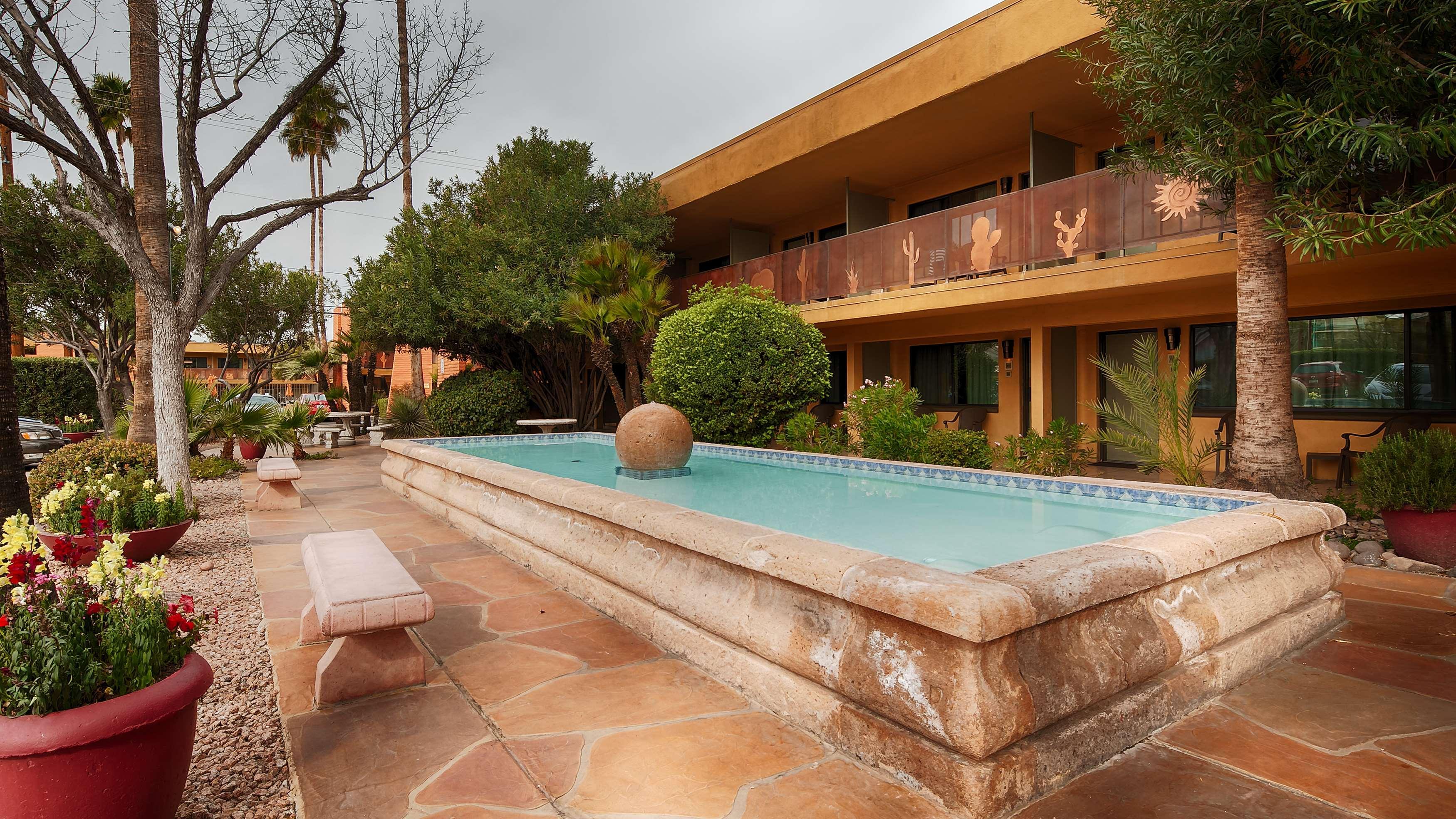 Best Western Royal Sun Inn & Suites Tucson Eksteriør billede